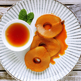 Earl grey poached pears with caramel sauce