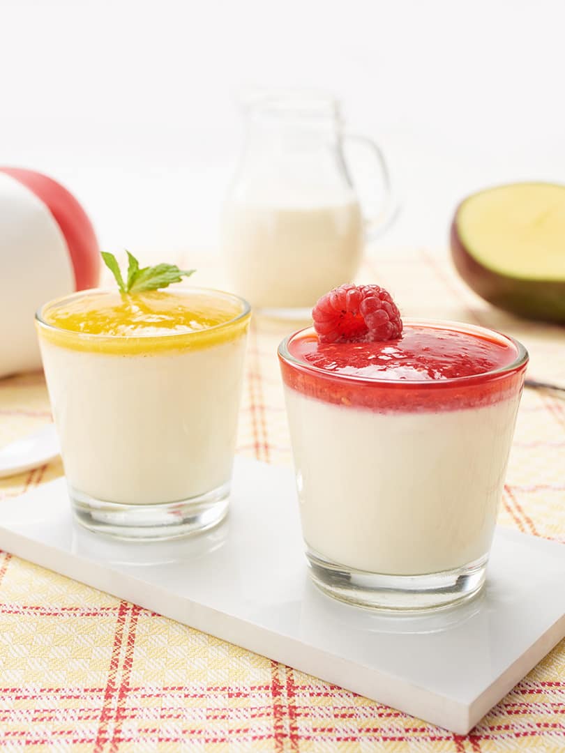 Panna cotta with raspberry and mango purée