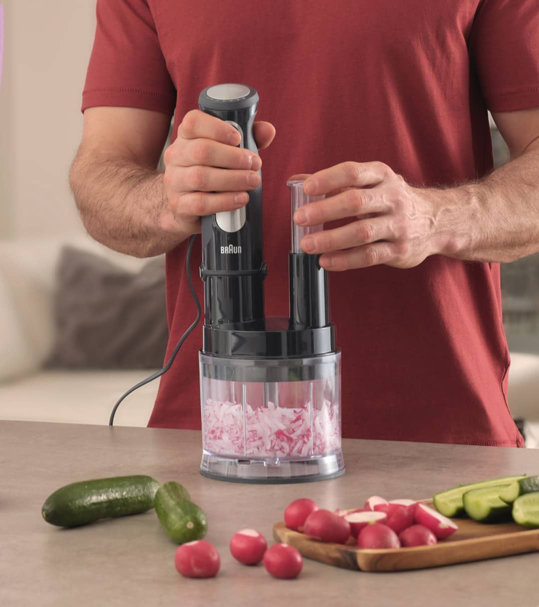 Elevate your dips with the Mini food processor.