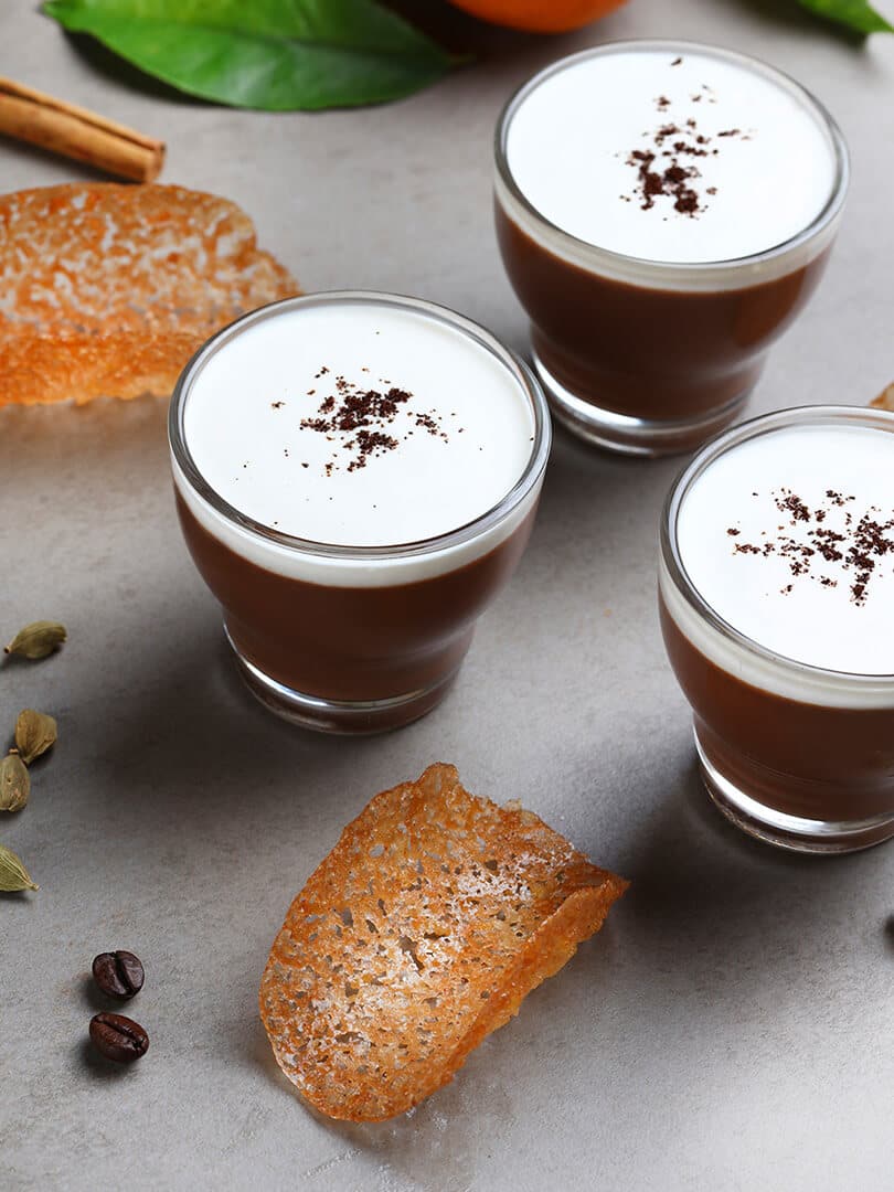 Turkish chocolate-coffee cream with cardamom