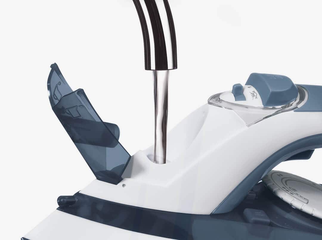 Braun Steam Irons with larger water tank for easy refill