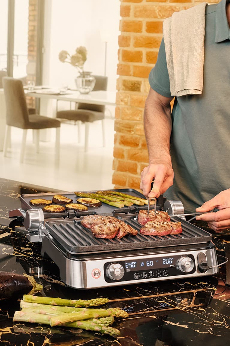 Perfectly grilled meat with Braun Multifunctional Contact Grills