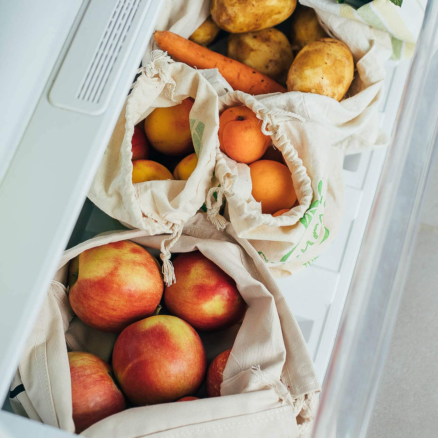 how-to-store-food_slider-2_fruits-vegetables_card-2.jpg